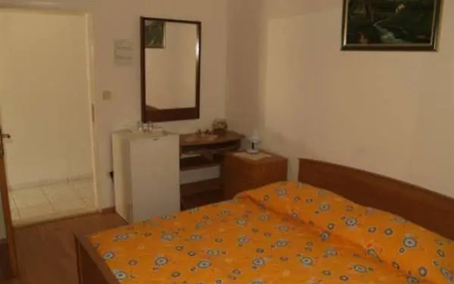 Rooms Kvestic