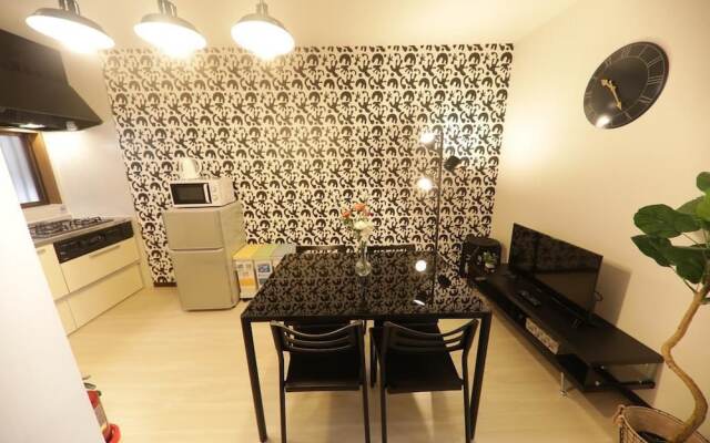 Kanade House part 1 (185-1)