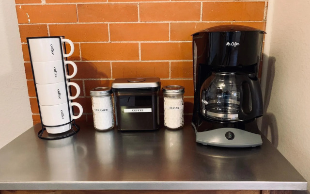 Gorgeous Guest Suite. Walk to Old Town & CSU!