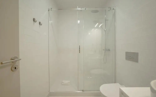 Legacy Oporto Design Apartment G by Vacationy