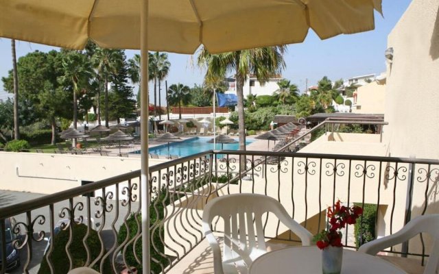 Delightful 1-bedroom Holiday Apartment With Balcony All Yours
