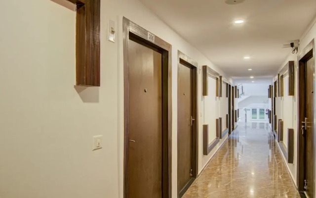 Super OYO Townhouse OAK The Platinum Studio 50