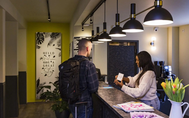 Five Reasons Hotel & Hostel