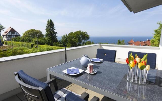 Haus Ostseeblick 1 FeWo Mee h rblick Dachterrasse, Meerblick