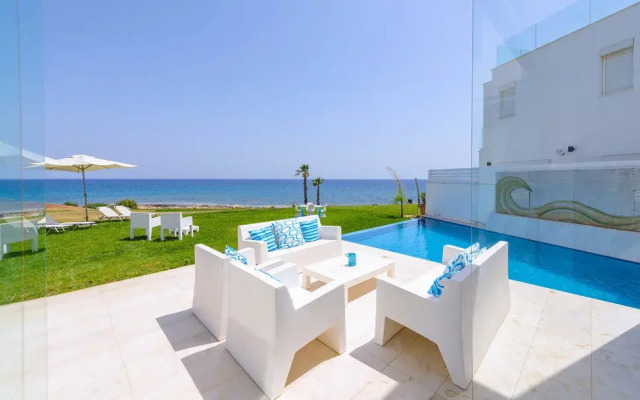 Emerald villa