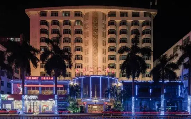 hotelImage
