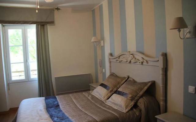 Hôtel la Tour Perrier