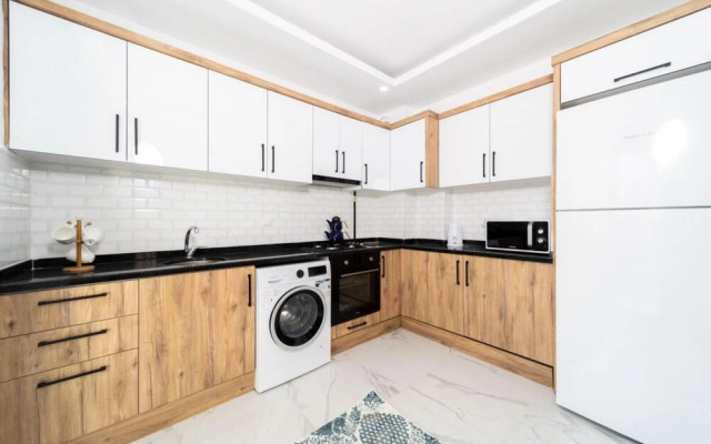 Central Flat Near Popular Attractions in Muratpasa