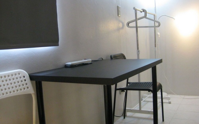 Rest 3 Hostel – Guest Rooms – Bangkok