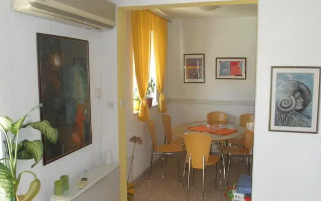Apartment Mirta