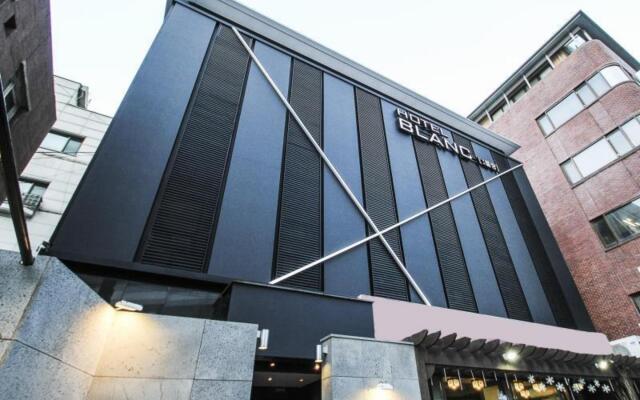 Blanc Hotel Gangnam