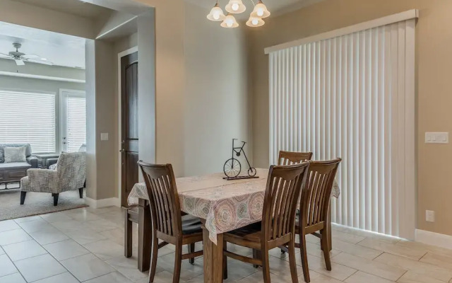 Zion's Point 3 Bedroom Apts by RedAwning