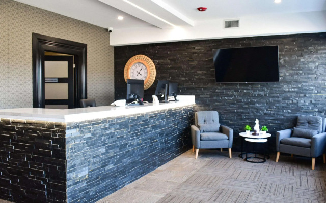 Big Bird Inn Wawa, SureStay Collection by Best Western