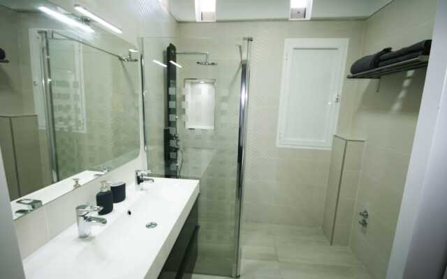 Atarazanas GrupalMálaga