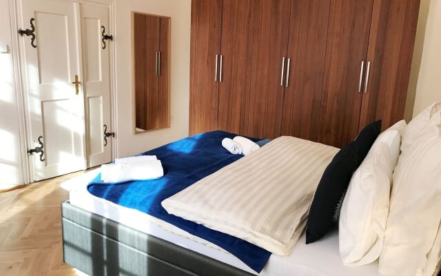 Royal View Apartments