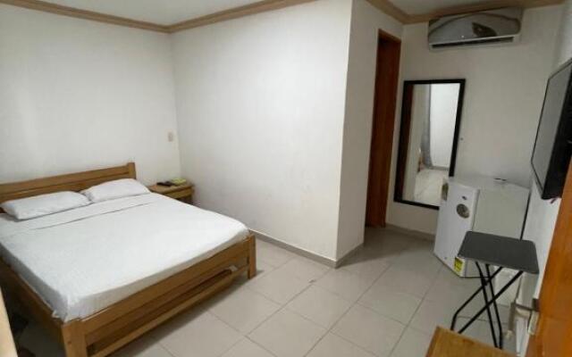 Posada Yasa sarie bay