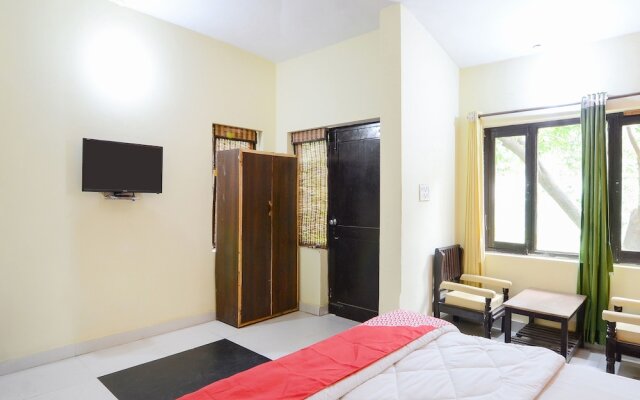 OYO 3854 Corbett Call