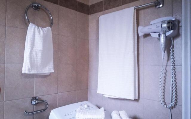 Derveni Seaside Apartments
