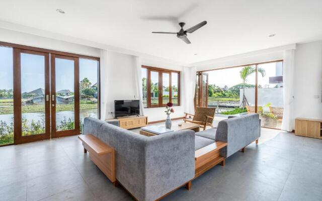 Om Cemagi Beach Villa