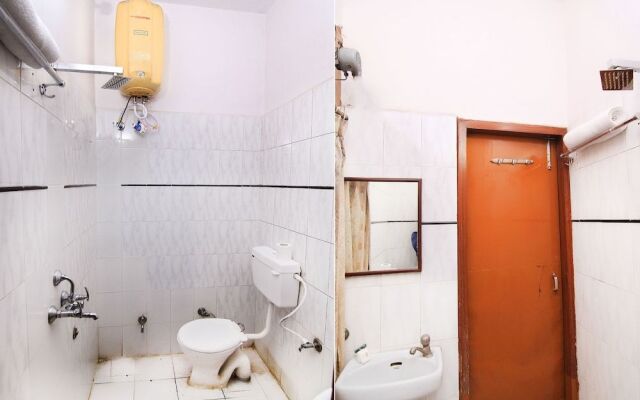 OYO 14932 Hotel Paradise