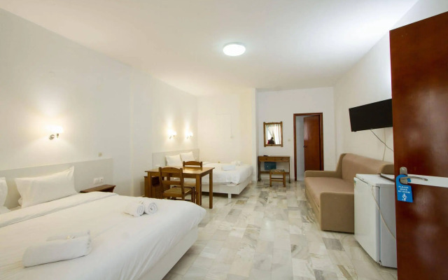 Revekka Rooms