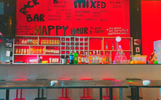 Vang Vieng Rock Backpacker Hostel