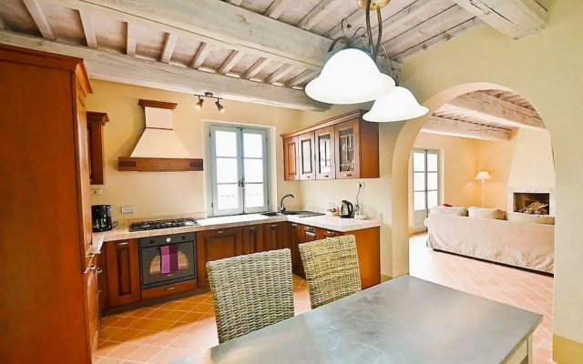 Luxury 3 Rooms Apt Olives in Siena Resort