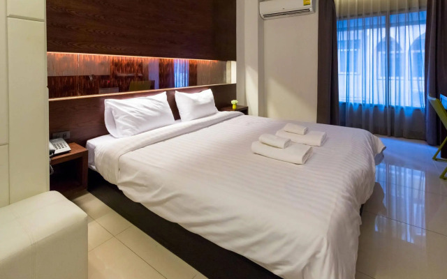 Collection O The Bangkok Airport Link Suite