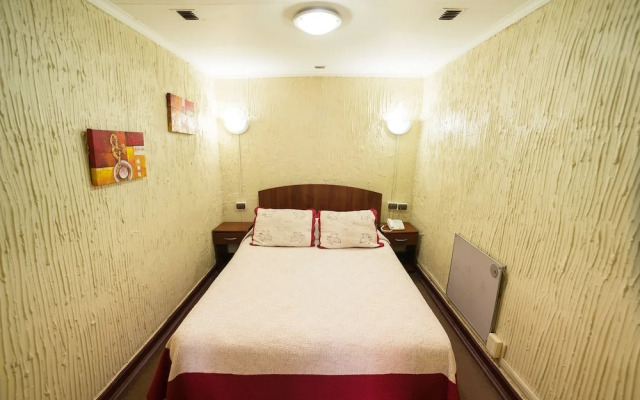 Si Hotel