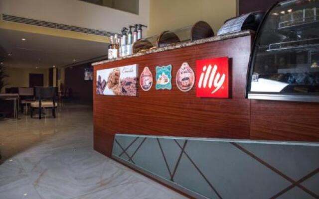 Noon Hotel Suites