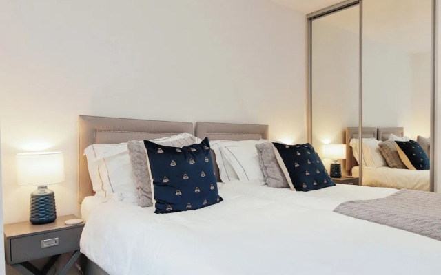 Solihull Modern Living - 1 Bed Apartment