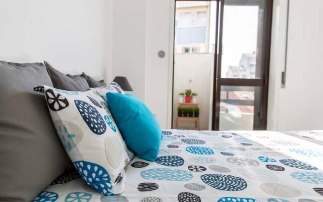 Olive 3 - Downtown Porto by the Metro