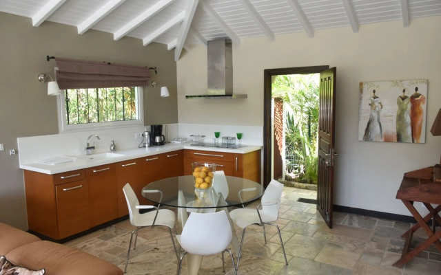 La Villa Hibiscus