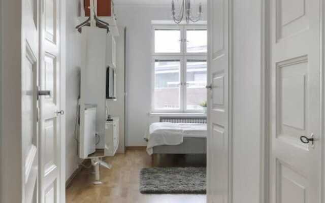 2ndhomes Bright Top Floor Studio in Fredrikinkatu