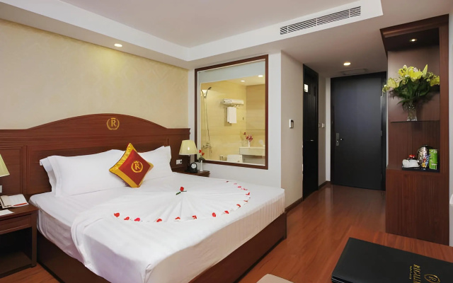 Regalia Hotel – Guest Rooms – Nha Trang