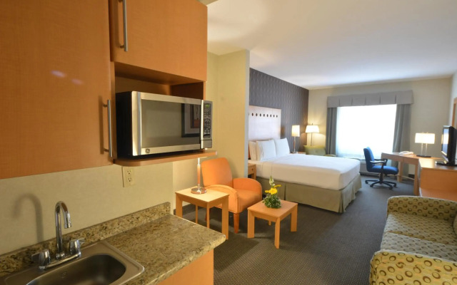 Holiday Inn Express & Suites Monterrey Aeropuerto by IHG
