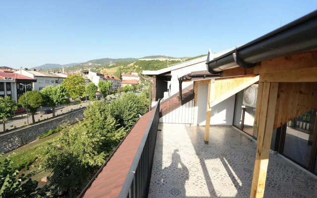 Biond Hotel