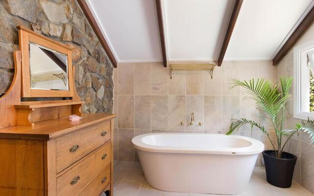 10 Harper Crescent Narooma