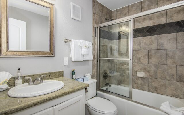Islander East Miniums #216 2 Bedroom Condo