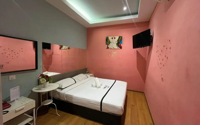 OYO 205 Smile Hotel Wangsa Maju
