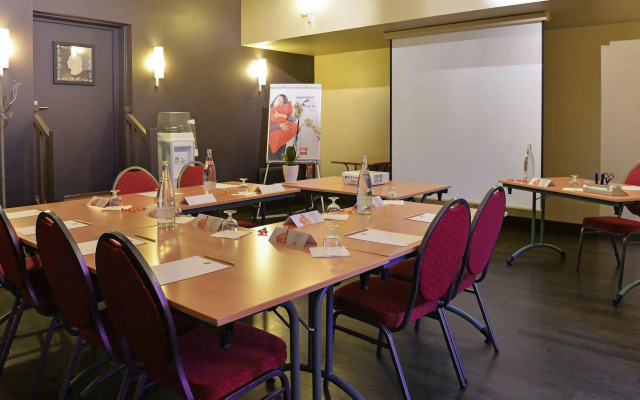 ibis Macon Sud Crêches