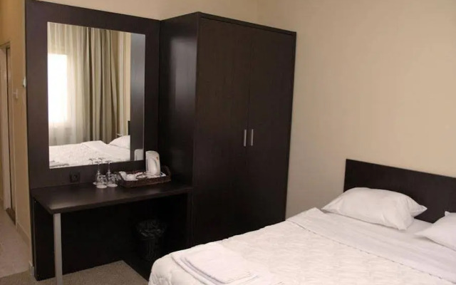 The Regent Club Hotel