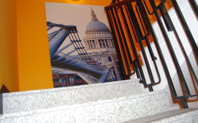 Hotel Indigo London Tower Hill by IHG