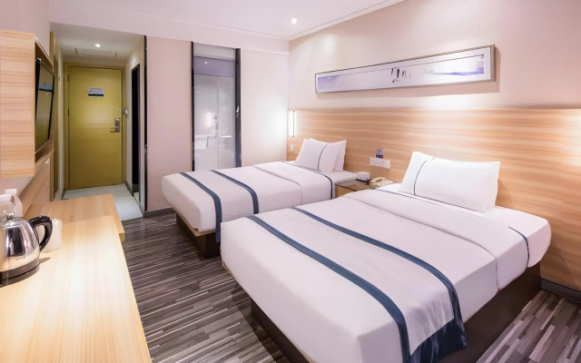 City Comfort Inn Shenzhen Longhua Bus Station Qinghu Metro Station