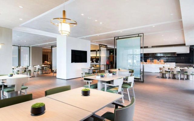 Atour Hotel
