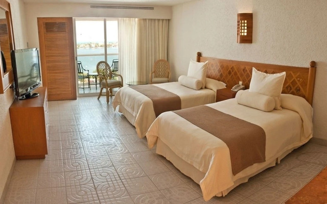 Sunset Royal Beach Resort - All Inclusive