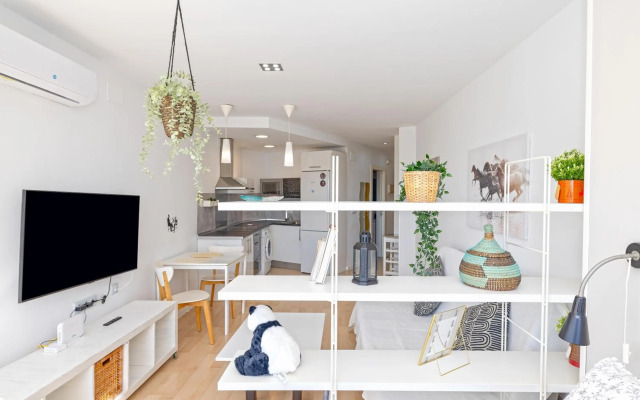 Sunrise Apartment 924