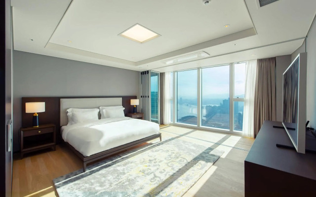 Newcz Lct Residence