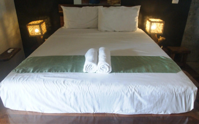Blue Mango Rooms & Villas