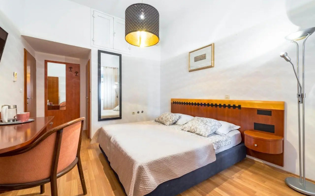 Kaboga street Rooms